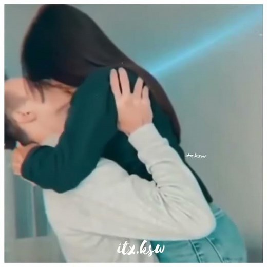 💝 Couples Lip Kissing 😍 Very Tight Hug 😘 Romantic ❤️ Cuddling 💋 Caring 😌 Whatsapp Status 🥰 itx.ksw😉