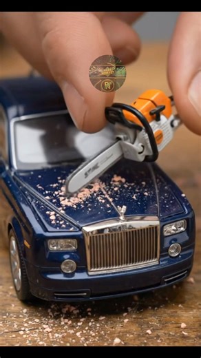 How to destroy a Rolls-Royce? 💎✂️ #automobile #money #shorts