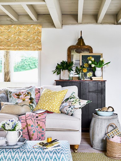 16 sofa throws to cosy up your living room