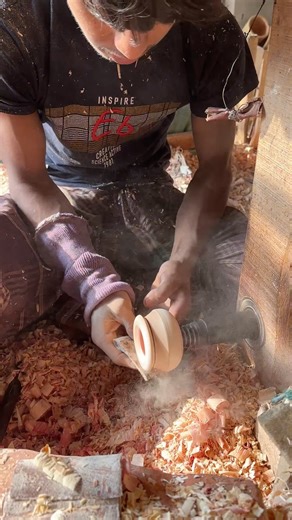 Amazing skill in making toy pots from pieces of wood😱😱#foryou #viral