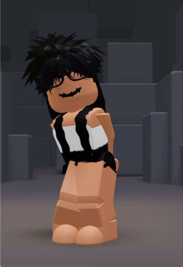 CNP Comeback in Roblox: Fashion & Outfits Unveiled