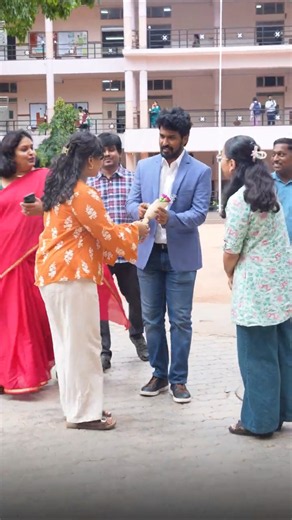 Roadmap to UPSC Success 🚀 Vinay Kumar GB Sir at Mount Carmel University! #Shorts #UPSC