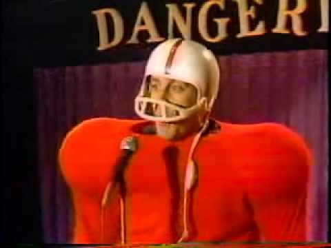 Bob Nelson's Hilarious Football Routine