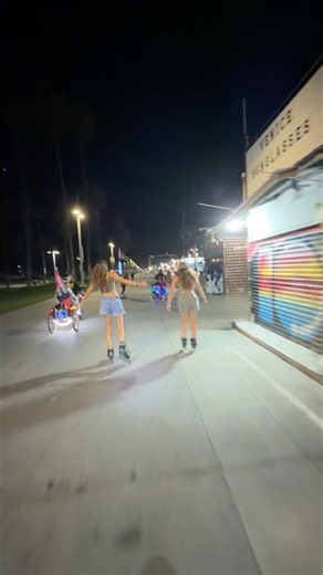 Grind Family Venice Beach live #grindfamily #grindsquad