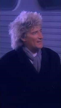 Rod Stewart sings the emotional song Downtown Train 1989 pt1