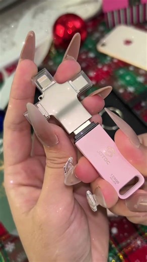 1-Thousands of Photos Backed Up in Minutes ⚡#jsljdtdc#usbdrive#giftideas#AutoBackupUSB