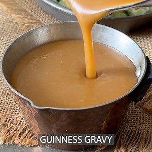 ✅ Full recipe > https://culinaryginger.com/guinness-gravy/ This is my easy recipe for a deeply flavored Guinness Gravy made from scratch with onions, beef broth, Worcestershire sauce, and, of course, Guinness beer. #guinness #guinnessbeer #gravyrecipe #gravy #BrownGravy | Culinary Ginger - Authentic Recipes, Honest Ingredients