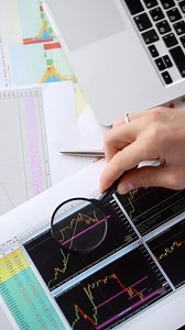 SI TRUMP EXTERMINA EL T-MEC, MÉXICO SALE GANANDO DE TODAS, TODAS #TRUMP #CANADA #T-MEC #MEXICO #SHEINBAUM | Hojas Políticas MX