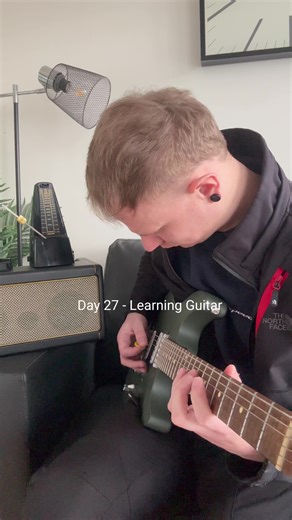 Day 27. In an attempt to improve my alternate picking, I’m learning Plug In Baby by Muse. #learnguitar #guitarpractice #alternatpicking #rockguitar #muse