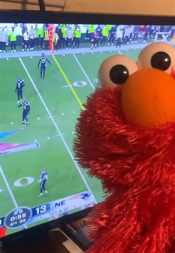 Elmo’s Watching Super Bowl LX #fyp #elmo #funny #sesamestreet #superbowl