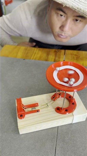 Debunking Perpetual Motion Scams! How Thermodynamics Shatters the Illusion of Eternal Motion