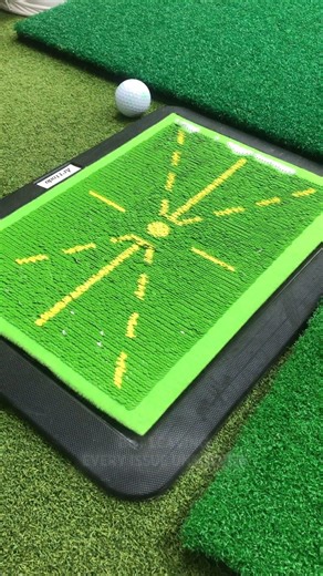No divot on this type of mat You can have if you change to this mat#arttodo #golftrainingaids #golf