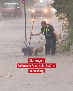 281K views · 2.3K reactions | Ein Unwetter hat über 500 wetterbedingte Notrufe ausgelöst. Meistens liefen Keller und Straßen voll. ___ https://www.ndr.de/nachrichten/hamburg/Starkregen-Zahlreiche-Feuerwehreinsaetze-im-Hamburger-Osten,unwetter4276.html | NDR Hamburg | Facebook