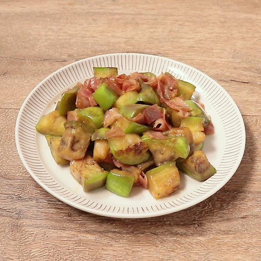 白ナスとベーコンのめんつゆバター炒め 作り方・レシピ | クラシル