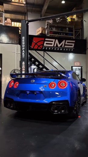 ALPHA 6 Bayside Blue Skyline Edition R35 GT-R from AMS Authorized Pro Dealer Alpha Logic Performance 🇦🇪 Another day, another ALPHA build from the team at Alpha Logic Performance in Dubai 👨‍🔧 Seems like everyday there is a new ALPHA build from the Alpha Logic team! The ALPHA name is synonymous with the highest levels of performance, be the ALPHA 💪 The ALPHA 6 Performance Package for the R35 GT-R is a simple package that packs a big punch 🥊 With upgrades to the intake and exhaust systems, to