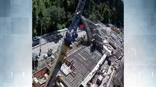 Video shows rebar collapse at UVic engineering building construction site