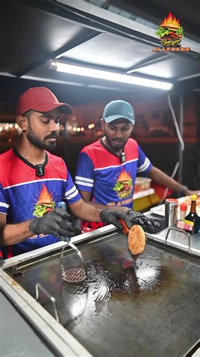 🔥 Burger Ji Cyber Is Now Open! 🍔 Craving a juicy burger at night? Burger Ji Cyber is ready to serve you with 30 varieties of mouth-watering burgers – from classic favourites to bold local flavours! Whether you’re hanging out with friends, late-night craving, or just want a solid, satisfying burger, we’ve got something for everyone. ⏰ Operating Hours Monday – Saturday 6:00 PM – 1:00 AM Come over and experience burgers that are packed with flavour, loaded with ingredients, and made fresh at the 