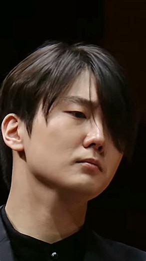 Cecile et son ocean🧜‍♀️ | Follow my pianists🏅@romantic_piano_lovers SEONG-JIN CHO PROKOFIEV 2 I saved the video recording very fastly a few weeks ago before it... | Instagram