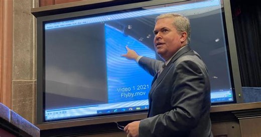 Does US have evidence of aliens visiting us on Earth?