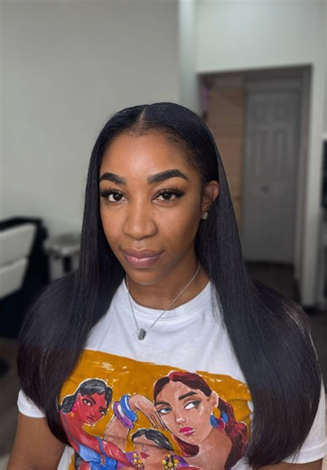 She’s rocking three bundles of our Virgin 20” Bodywave ✅ We offer delivery and in store pick up 📍Hwt, Kingston | Call (876) 450-1504 #fyp #jamaicatiktok #foryoupageofficial