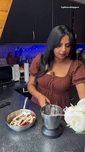 Traditional Prawn Curry with Roasted Coconut Recipe