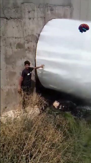 Pourquoi les barrages ouvrent-ils leurs vannes du bas ?