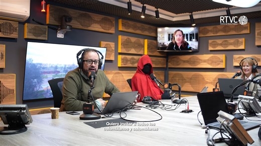 📻📡👳‍♀️ Kalimán en la radio es memorable, así lo recuerda Hollman Morris, gerente de RTVC. 🔮Seguimos llevando a todos los rincones del país las aventuras de serenidad y paciencia con la nueva temporada 'Kalimán y el extraño Dr. Muerte', que puedes escuchar en Radio Nacional de Colombia y RTVCPlay. | RTVC Sistema de Medios Públicos