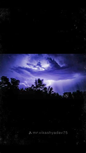 Melissa Smith snapped these electric shots Friday night near Ada MN #hutchsweatherdotcom | Hutch Johnson - Chief Meteorologist