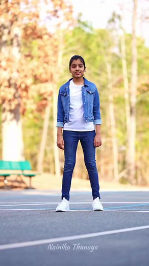 Akhiyaan Gulaab #dance "akhiyan gulab" #akhiyaan #akhiyaangulaab #shahidkapoor #kritisanon #mitraz #teribaaton #meina #MeinAisaUljhaJiya #shorts #reels #viral #trending #bollywooddance #bollywoodsongs #bollywood #trendingshorts #trendingshort #trendingvideo #nainikathanaya #ShahidKapoor #KritiSanon #AkhiyaanGulaab #TeriBaatonMeinAisaUljhaJiya | Nainika Thanaya