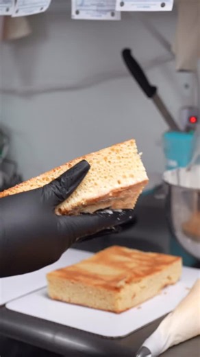 2K views · 21 reactions | Cakes Did you know we make custom cakes?...