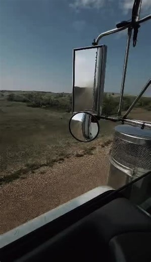 i love this sound ♡ #longhaul #kenworth #trucklife #bullhauler #bullhaulerwife #18wheelerlife #WomenOfTrucking #OverTheRoad