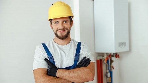 "Je suis plombier chauffagiste et voici combien je gagne par mois"