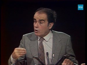 ⚡️DÉBAT POLITIQUE. En 1980, on assiste à un échange pour le moins animé entre Georges Marchais, secrétaire général du PCF, Jean-Pierre Elkabbach et Alain Duhamel. Chômage, pouvoir d'achat, droitisation du Parti Socialiste : l'homme politique met sur la table des sujets toujours brûlants d'actualité. | INA