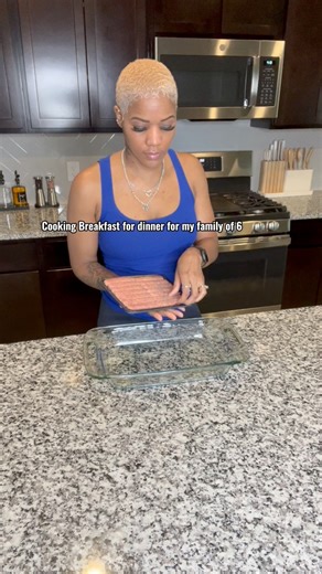 106K views · 2.9K reactions | Breakfast For Dinner!!! Shredded Hash Browns, Breakfast Sausage Links, Biscuits, Eggs With Spinach , & Grits. • • • #fypシ #explorepage #homecooking #fyp #foodlovers #dinner #breakfastideas #explore #cookingwithlove | Jess Be Cooking | Facebook