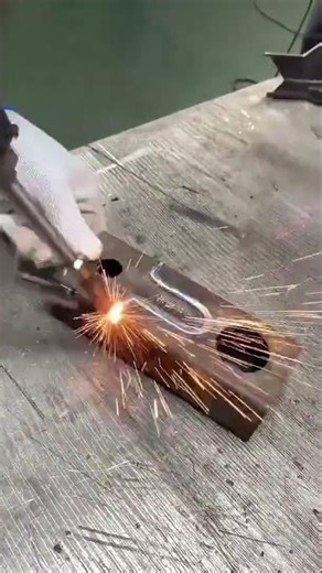 1500W Laser Welder Works on 2MM Mild Carbon Steel #welding #carbonsteel
