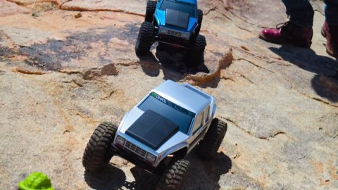 Axial RC Truck SCX10III Coyote: 1/10 4WD RTR with Battery and Charger, Brushed Rock Crawler, Gold, AXI-3071