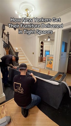 When your couch doesn’t fit up the stairs #moving #homedecor #nyc