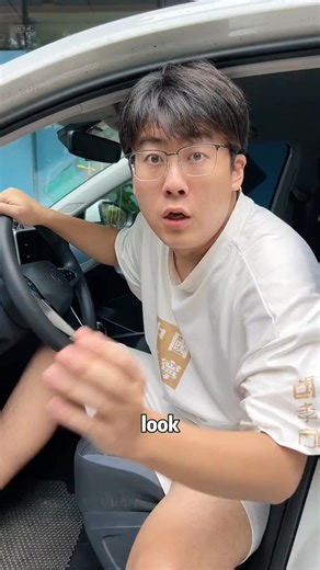 420K views · 5.6K reactions | The engine check light is on, fix it yourself#car #tips#driving #carknowledge | Tonggeqichezhishi | Facebook