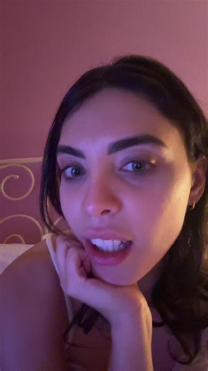 the south node transiting the ascendent is so weird like do i really look like this guys