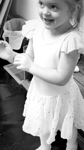 “I will give thanks to the Lord with all my heart!” Psalm 9:1 🤍 | Flourish Creative Arts Studio