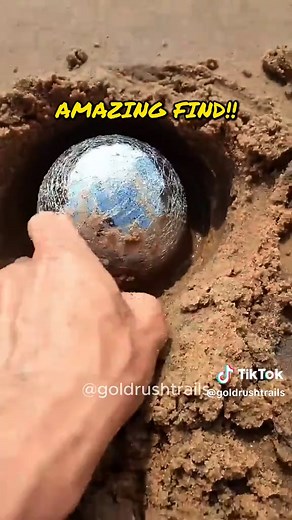Explore Beach Finds with Metal Detecting Techniques