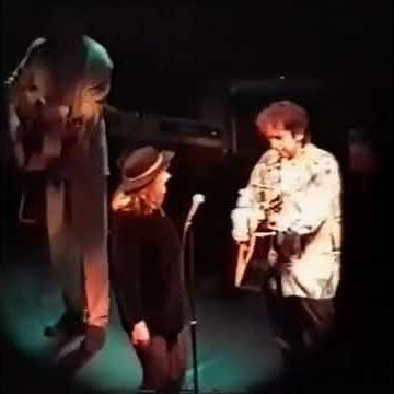 Bob Dylan joined on stage by audience member /The Times They Are A-Changin'. Eindhoven.1993