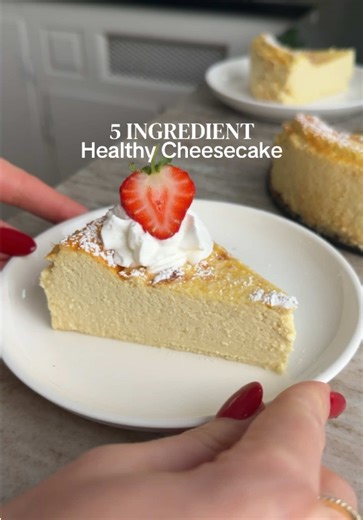 full recipe’s on samdoesherbest.com, get there by clicking the link in my profile, or google “sam does her best healthy cheesecake” to find it! 5-INGREDIENT HEALTHY CHEESECAKE 🤤 creamy, high protein, and made with simple ingredients! each slice has over 10g of protein and is gluten-free refined sugar-free. save this recipe for an easy, lightened up dessert! @FreshDirect #healthyrecipes #glutenfreerecipes #healthydessert #proteindessert #healthyfood