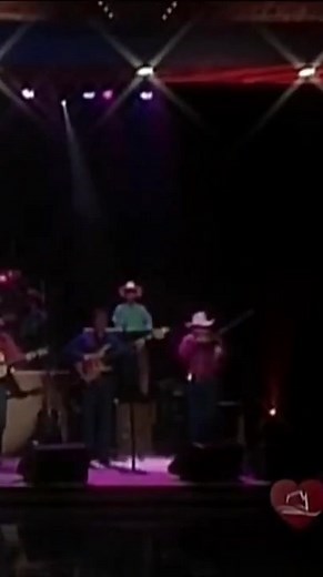 Tracy Byrd Music performs Watermelon Crawl live 1994 | Center Stage Magazine