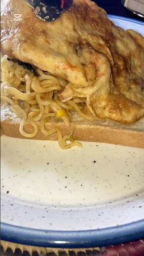 Noodle Sandwich!