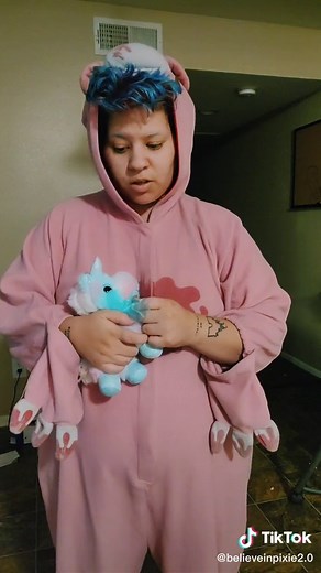 Inner child vs Adult you // Overprotective parent vs Teen // What do you see? #relatablecontent #relatablevideos #relatableaf #fyp #battlewithyourself #relatable #emotional #childhood #innerself #innerbattles #parenting #kidsvsparents #emotionaldamage #4you #GameTok #AFairShotWithBlock #SmellLikeIrishSpring