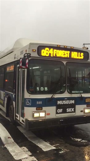 MTA Bus in action at Jewel av/Main st Q64 in action