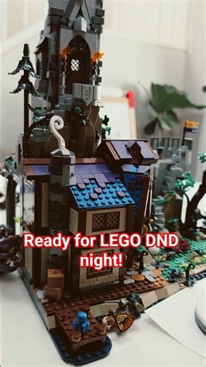 Have you tried running a Dungeons and Dragon campaign using LEGO set Red Dragon's tale? #lego #dnd