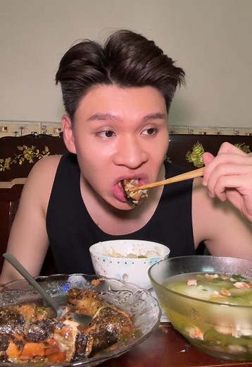 Cá Bống Tượng Kho: Hương Vị Cơm Nhà Ngon Miệng