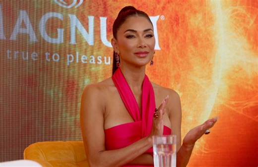 Nicole Scherzinger gets engaged to Thom Evans